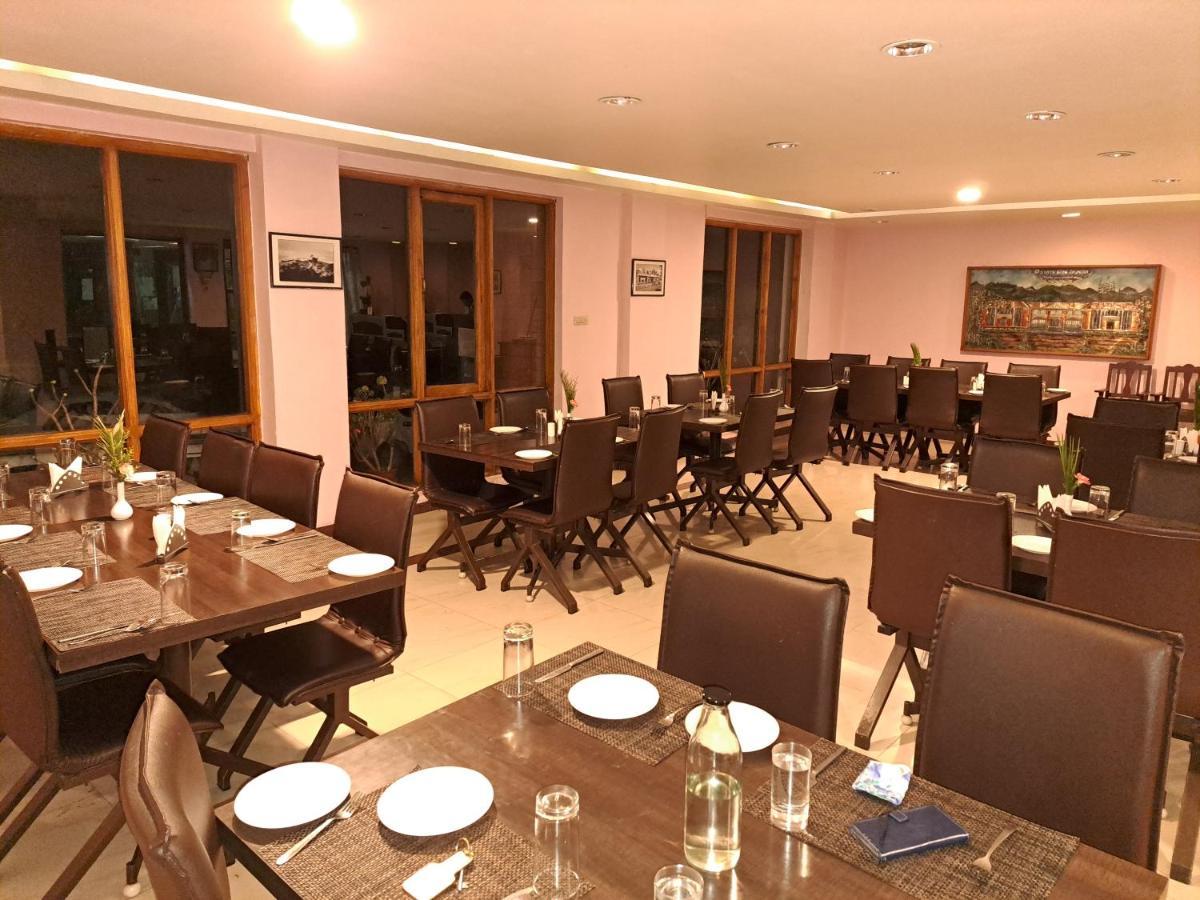 Hotel Preethi Classic Towers Ooty Exterior foto